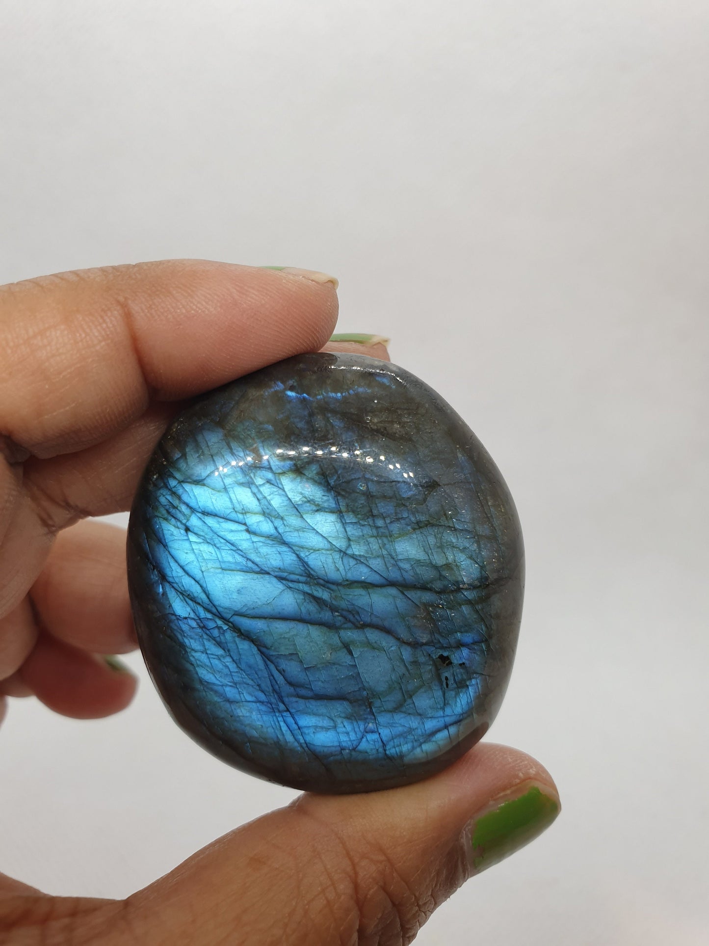 Labradorite Flashy Palmstone
