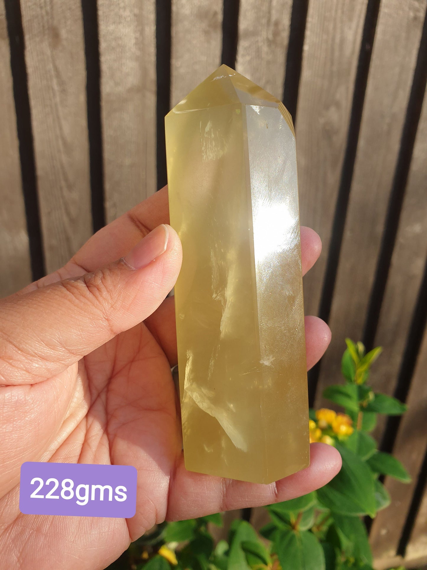 Gorgeous Lemon Quartz Tower