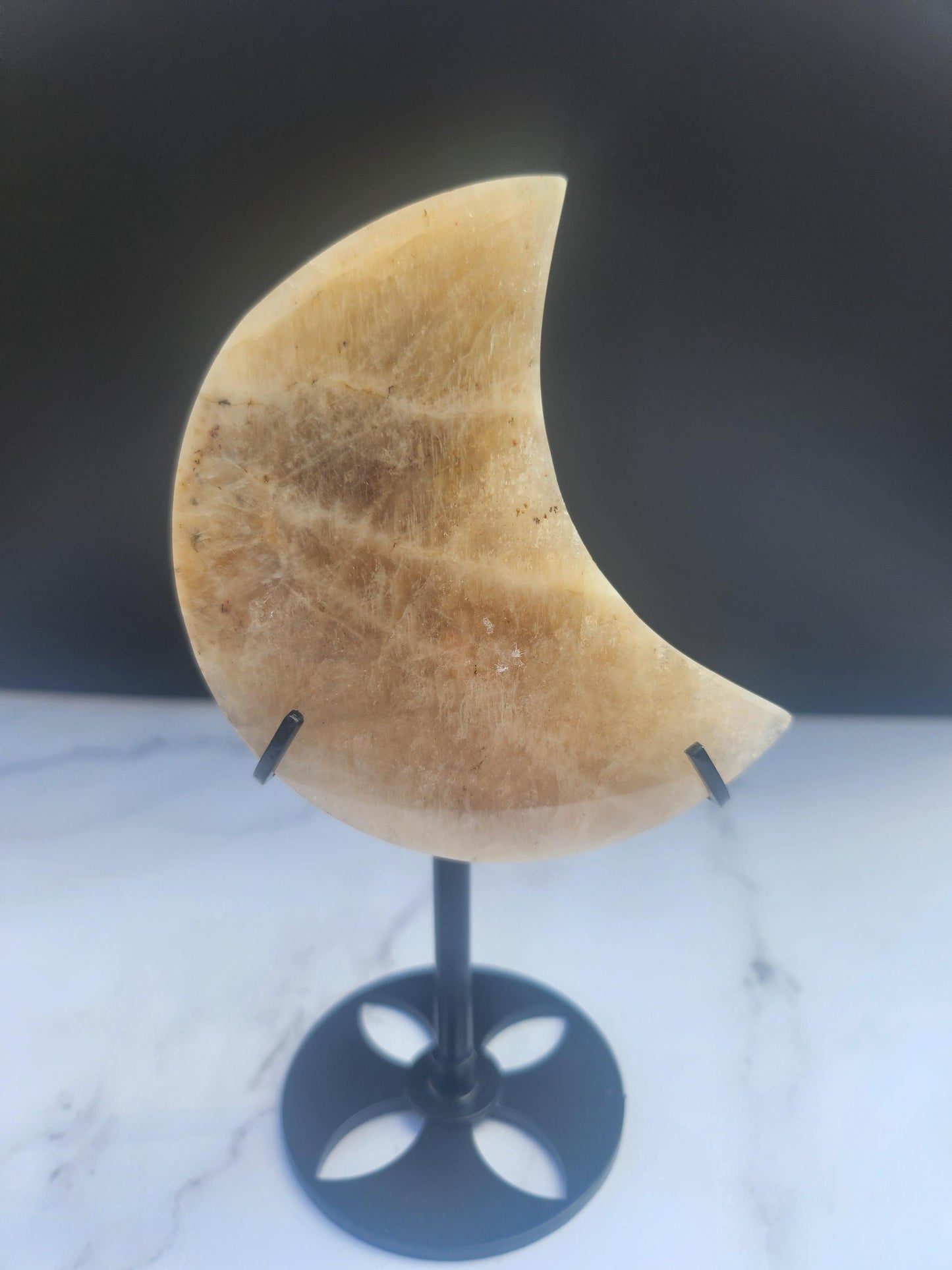 Flashy Peach Moonstone Moon Carving