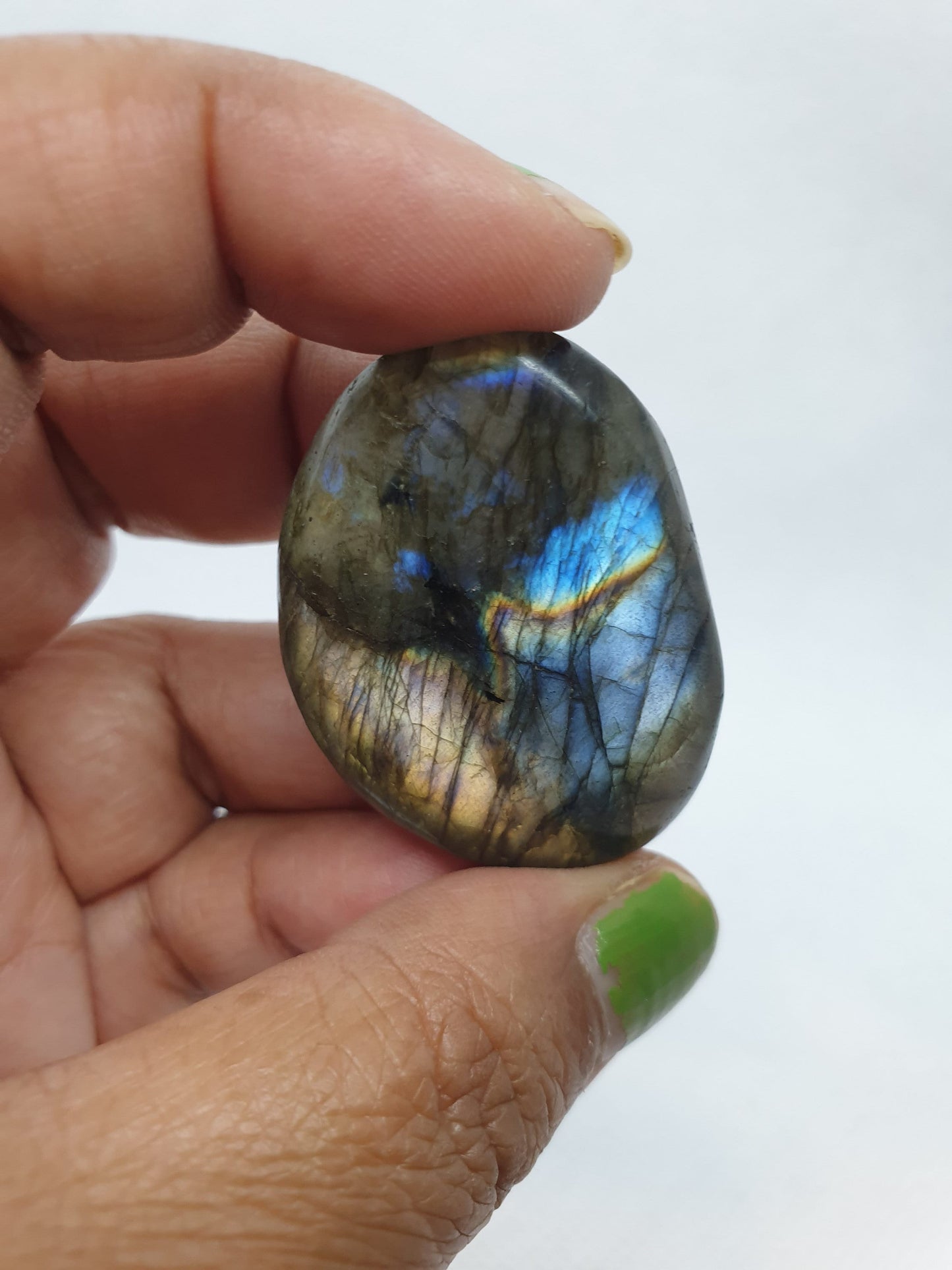 Labradorite Flashy Palmstone