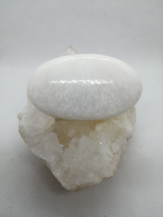 Scolecite Palmstone
