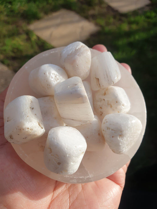 Scolecite Tumbled