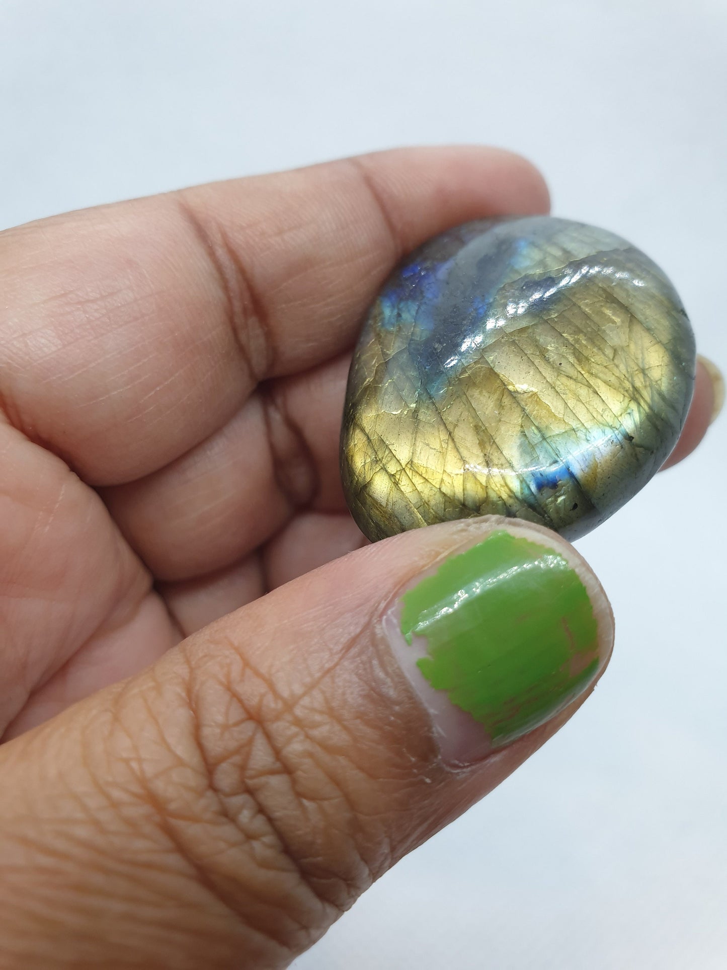 Labradorite Flashy Palmstone