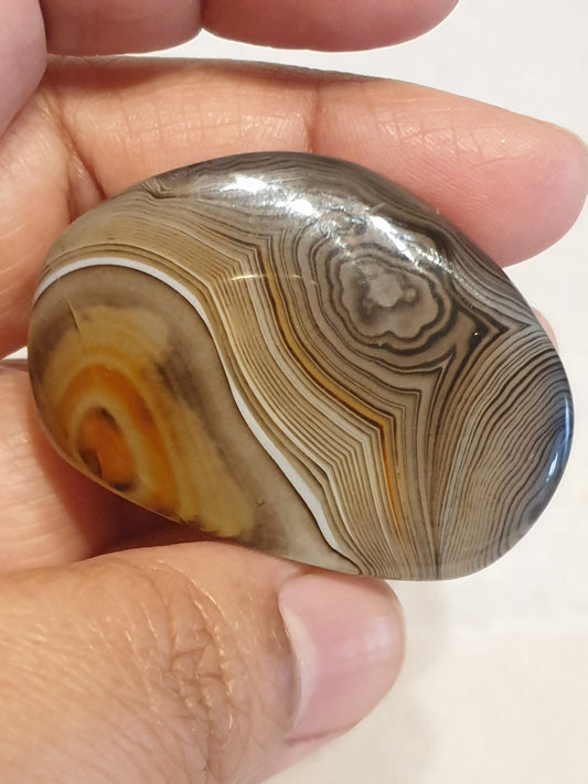 Sardonyx Tumbled Palmstone